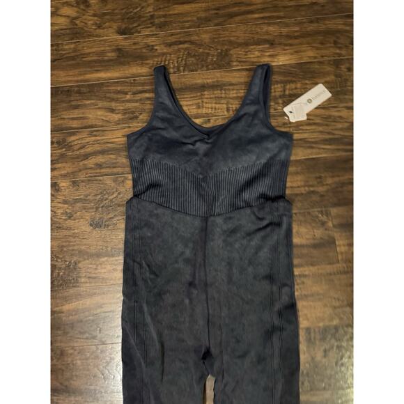 HARMONY AND BALANCE Seamless Sculpted Ribbed Knit Bodysuit Jumpsuit XL - Picture 4 of 8